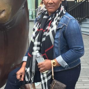 Meet your Posher, Sharlene